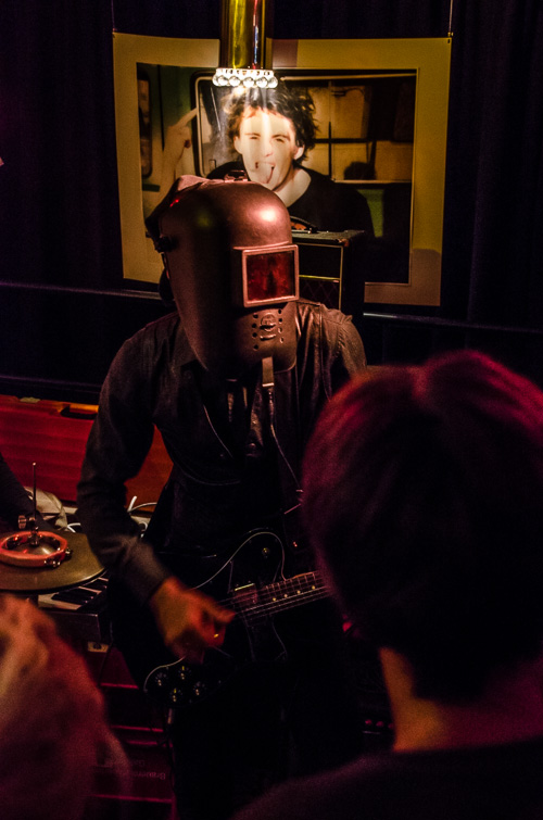 The Cyborgs in der 7180 Bar